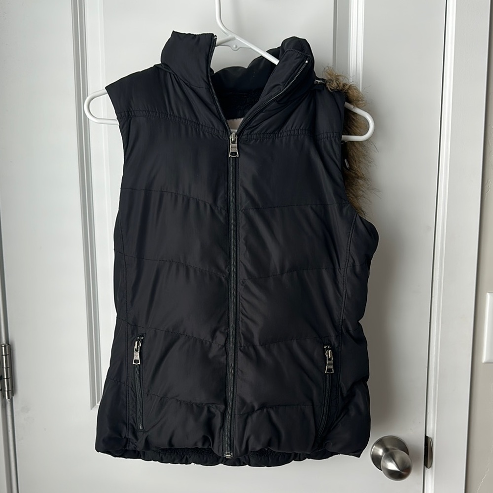 Banana Republic Black Puffer Vest with Fur Trim